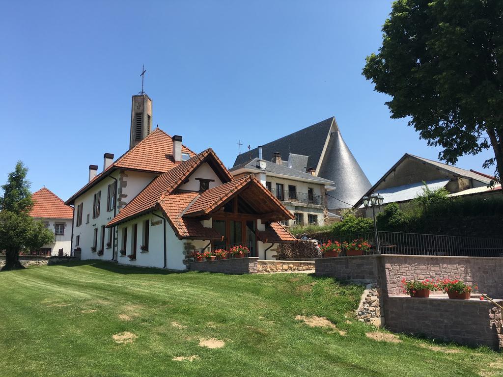 Casa Rural Roncesvalles Espinal-Auzperri Ngoại thất bức ảnh