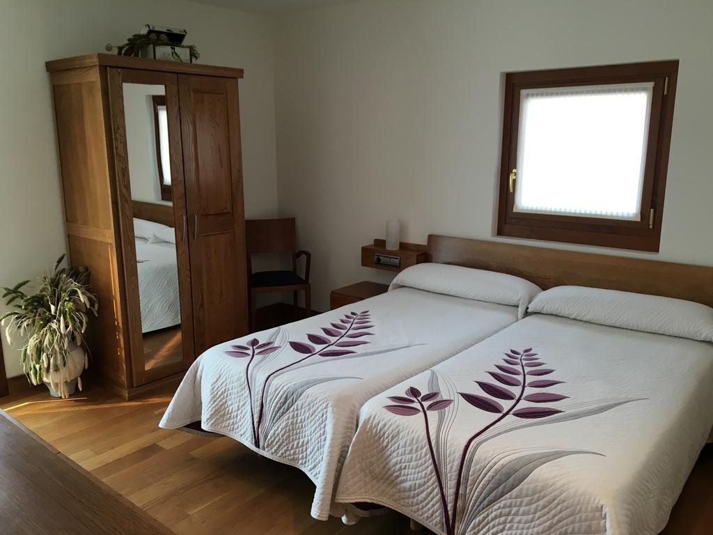 Casa Rural Roncesvalles Espinal-Auzperri Ngoại thất bức ảnh